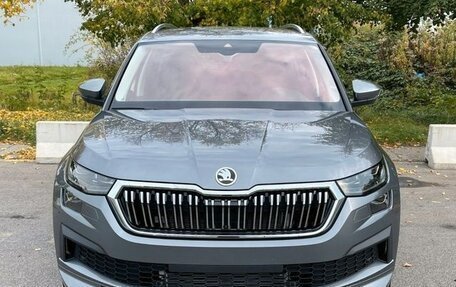 Skoda Kodiaq I, 2024 год, 8 220 000 рублей, 2 фотография