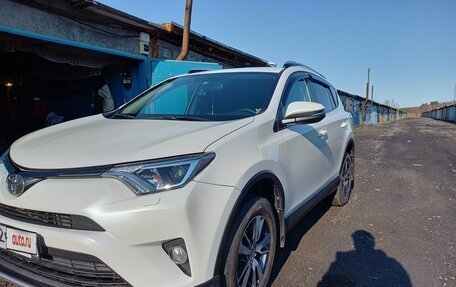 Toyota RAV4, 2016 год, 2 780 000 рублей, 6 фотография