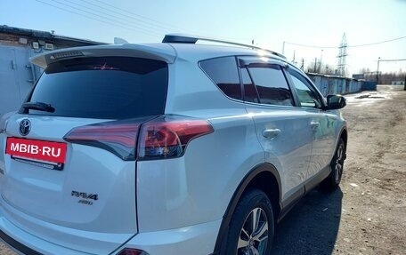 Toyota RAV4, 2016 год, 2 780 000 рублей, 4 фотография