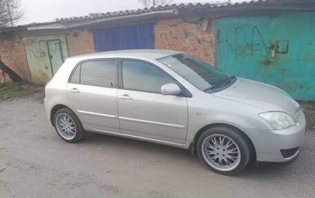 Toyota Corolla, 2005 год, 800 000 рублей, 4 фотография