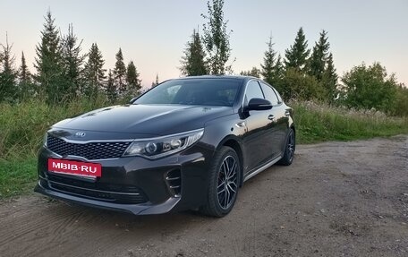 KIA Optima IV, 2017 год, 2 150 000 рублей, 8 фотография