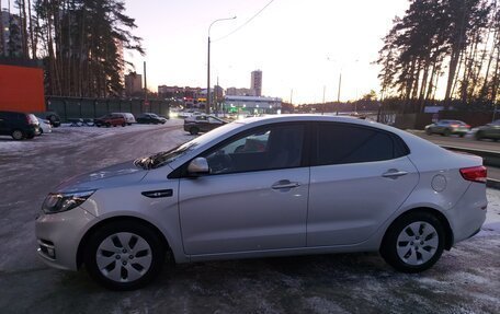 KIA Rio III рестайлинг, 2017 год, 1 527 000 рублей, 4 фотография