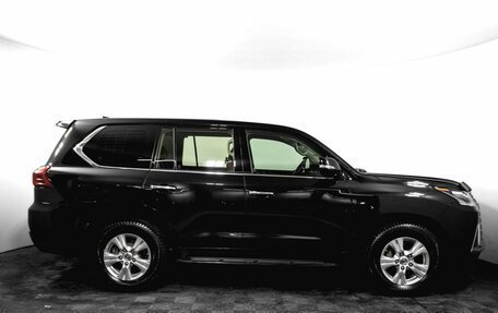 Lexus LX III, 2017 год, 8 250 000 рублей, 4 фотография