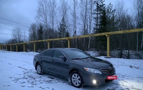 Toyota Camry, 2011 год, 1 365 000 рублей, 2 фотография