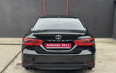 Toyota Camry, 2023 год, 3 970 000 рублей, 6 фотография