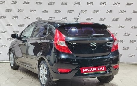 Hyundai Solaris II рестайлинг, 2013 год, 890 000 рублей, 7 фотография