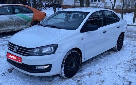 Volkswagen Polo VI (EU Market), 2018 год, 1 100 000 рублей, 1 фотография