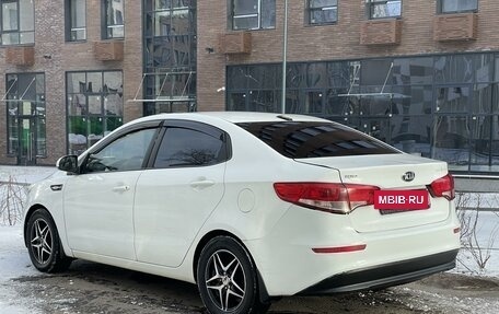 KIA Rio III рестайлинг, 2017 год, 690 000 рублей, 10 фотография