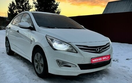 Hyundai Solaris II рестайлинг, 2015 год, 848 000 рублей, 1 фотография