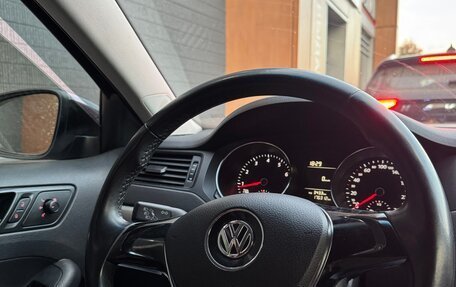 Volkswagen Jetta VI, 2015 год, 1 200 000 рублей, 4 фотография