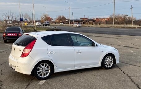 Hyundai i30 I, 2010 год, 770 000 рублей, 4 фотография