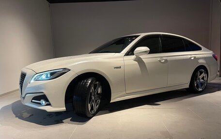 Toyota Crown, 2018 год, 4 900 000 рублей, 6 фотография