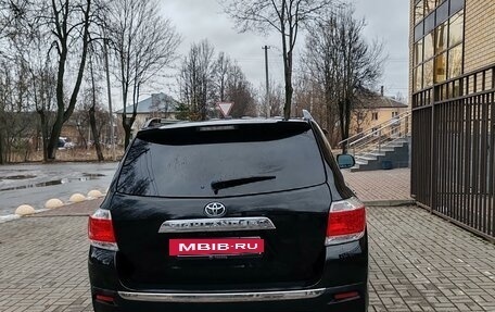 Toyota Highlander III, 2010 год, 2 300 000 рублей, 5 фотография