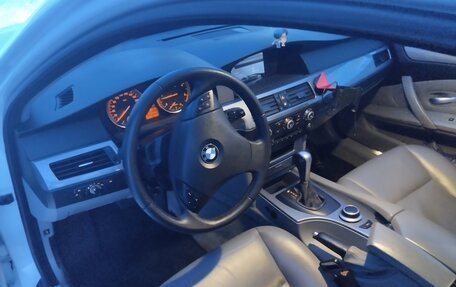 BMW 5 серия, 2007 год, 1 400 000 рублей, 3 фотография