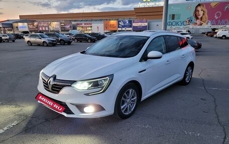 Renault Megane IV, 2018 год, 1 380 000 рублей, 6 фотография