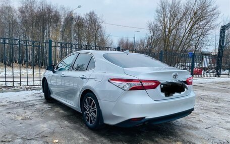 Toyota Camry, 2021 год, 3 279 000 рублей, 3 фотография