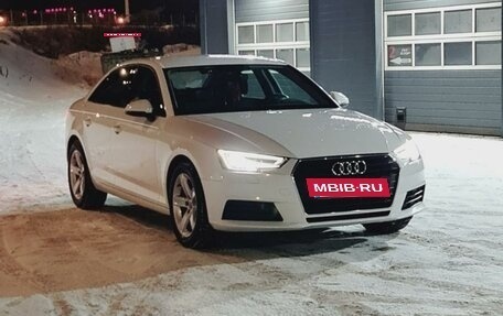 Audi A4, 2018 год, 2 550 000 рублей, 5 фотография