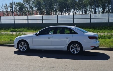 Audi A4, 2018 год, 2 550 000 рублей, 16 фотография