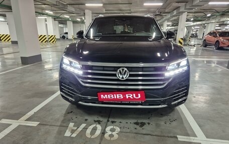 Volkswagen Touareg III, 2019 год, 5 250 000 рублей, 3 фотография