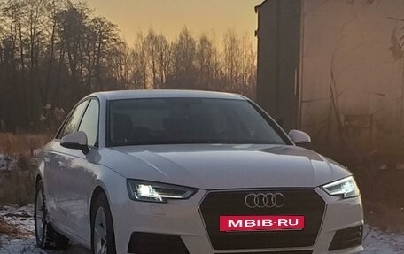 Audi A4, 2018 год, 2 550 000 рублей, 28 фотография