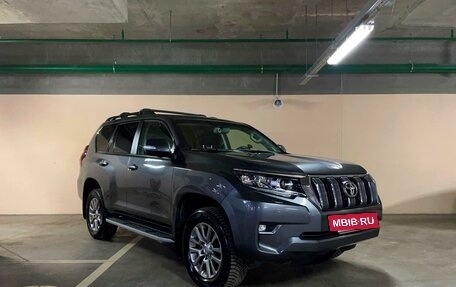 Toyota Land Cruiser Prado 150 рестайлинг 2, 2019 год, 5 490 000 рублей, 7 фотография