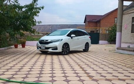 Honda Shuttle II, 2016 год, 1 650 000 рублей, 4 фотография