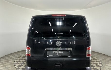 Volkswagen Caravelle T5, 2006 год, 1 250 000 рублей, 3 фотография