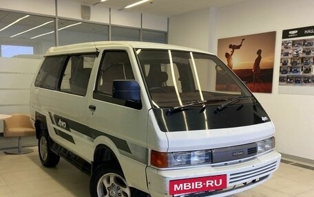 Nissan Largo III (W30), 1990 год, 350 000 рублей, 3 фотография