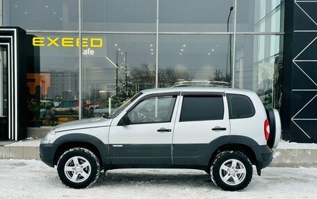 Chevrolet Niva I рестайлинг, 2015 год, 730 000 рублей, 2 фотография