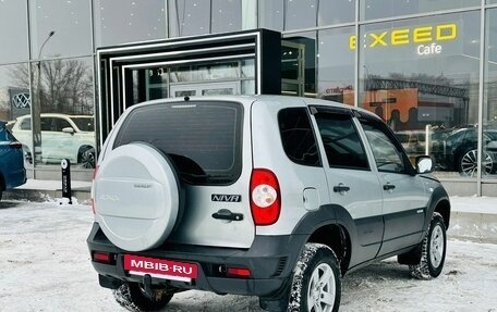 Chevrolet Niva I рестайлинг, 2015 год, 730 000 рублей, 5 фотография