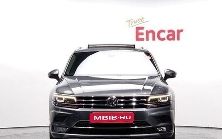 Volkswagen Tiguan II, 2020 год, 2 936 800 рублей, 3 фотография