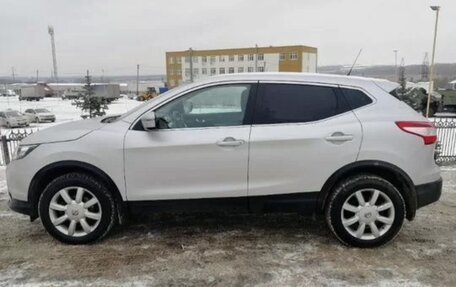 Nissan Qashqai, 2016 год, 1 370 000 рублей, 5 фотография