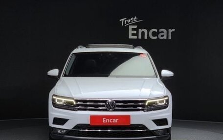 Volkswagen Tiguan II, 2020 год, 2 762 500 рублей, 3 фотография