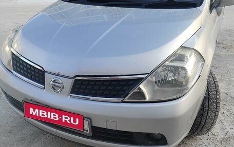 Nissan Tiida, 2004 год, 560 000 рублей, 1 фотография