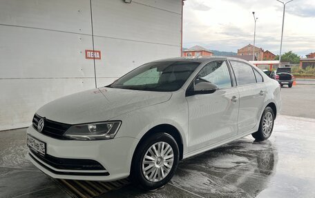 Volkswagen Jetta VI, 2018 год, 1 690 000 рублей, 3 фотография