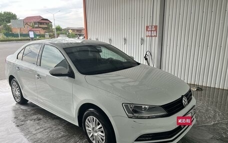 Volkswagen Jetta VI, 2018 год, 1 690 000 рублей, 2 фотография