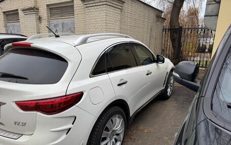 Infiniti FX II, 2012 год, 2 000 000 рублей, 2 фотография