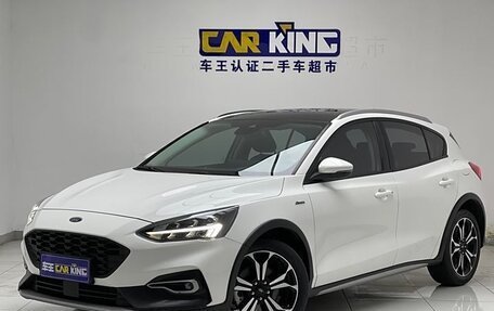 Ford Focus IV, 2020 год, 1 730 000 рублей, 3 фотография