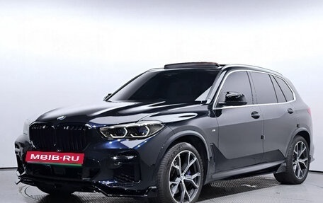 BMW X5, 2021 год, 9 000 000 рублей, 1 фотография