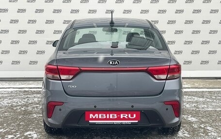 KIA Rio IV, 2018 год, 1 600 000 рублей, 9 фотография