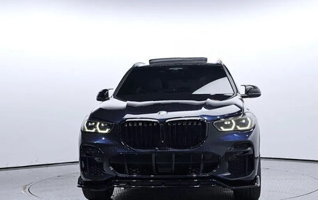 BMW X5, 2021 год, 9 000 000 рублей, 3 фотография