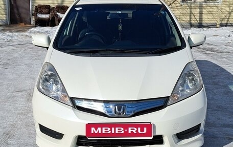 Honda Fit Shuttle I рестайлинг, 2011 год, 950 000 рублей, 2 фотография