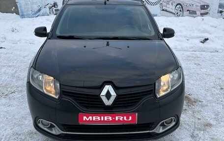 Renault Logan II, 2014 год, 620 000 рублей, 1 фотография