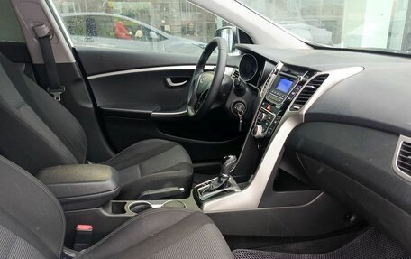 Hyundai i30 II рестайлинг, 2015 год, 1 313 000 рублей, 10 фотография