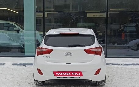 Hyundai i30 II рестайлинг, 2015 год, 1 313 000 рублей, 6 фотография