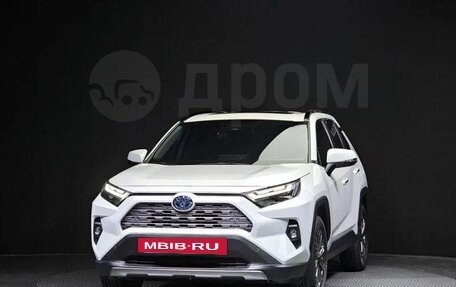 Toyota RAV4, 2021 год, 3 600 000 рублей, 3 фотография