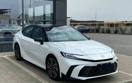 Toyota Camry, 2024 год, 4 500 000 рублей, 3 фотография