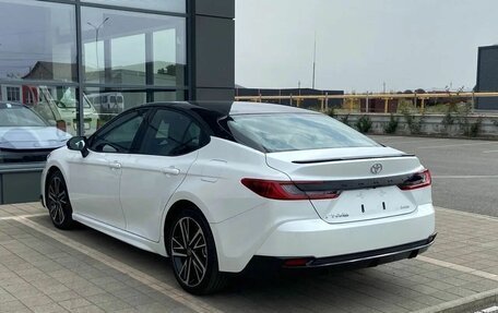 Toyota Camry, 2024 год, 4 500 000 рублей, 6 фотография