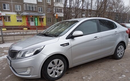 KIA Rio III рестайлинг, 2012 год, 735 000 рублей, 2 фотография