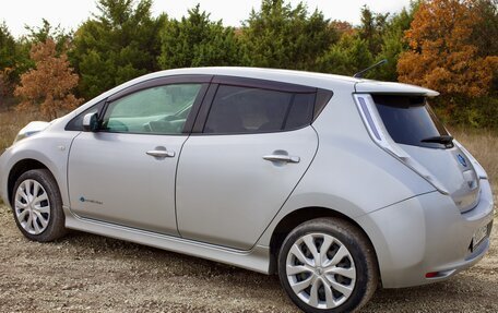 Nissan Leaf I, 2013 год, 890 000 рублей, 2 фотография